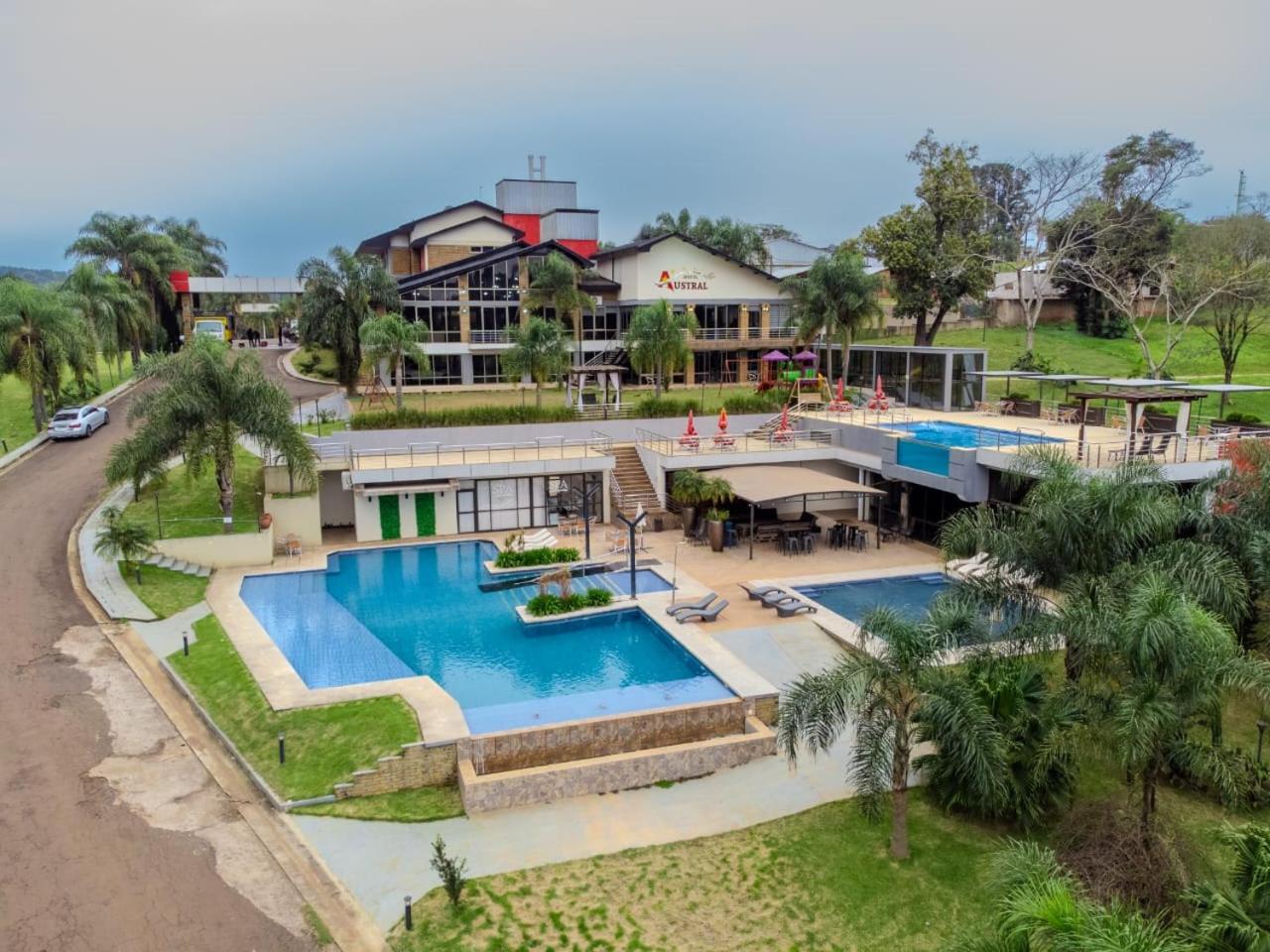 Austral Hotel Dos de Mayo Εξωτερικό φωτογραφία