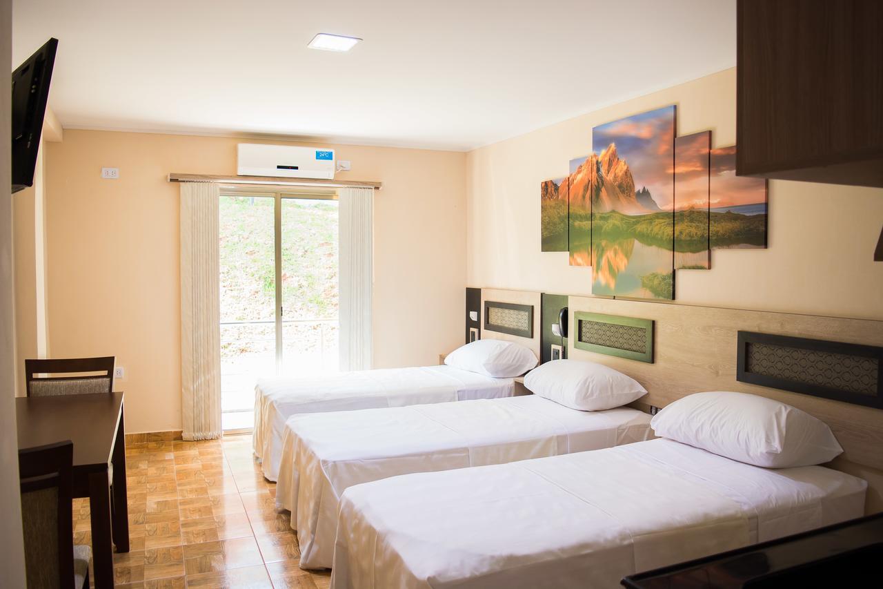 Austral Hotel Dos de Mayo Εξωτερικό φωτογραφία
